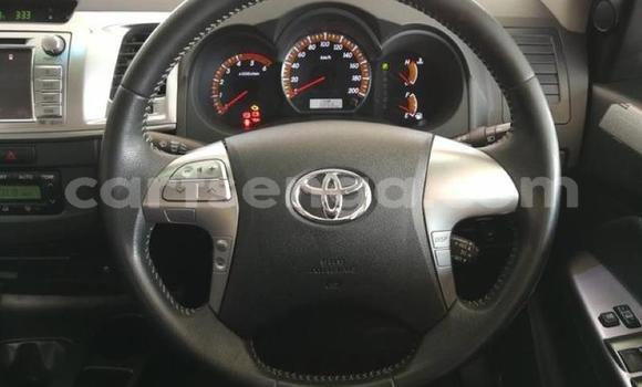 Nunua Ilio tumika Toyota Hilux Silver Gari ndani ya Manzini nchini Manzini Nunua Ilio tumika Toyota Hilux Silver Gari ndani ya Manzini nchini Manzini