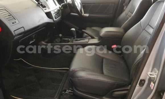 Nunua Ilio tumika Toyota Hilux Silver Gari ndani ya Manzini nchini Manzini Nunua Ilio tumika Toyota Hilux Silver Gari ndani ya Manzini nchini Manzini