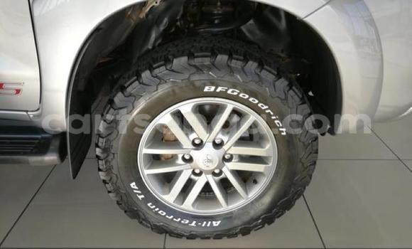 Nunua Ilio tumika Toyota Hilux Silver Gari ndani ya Manzini nchini Manzini Nunua Ilio tumika Toyota Hilux Silver Gari ndani ya Manzini nchini Manzini