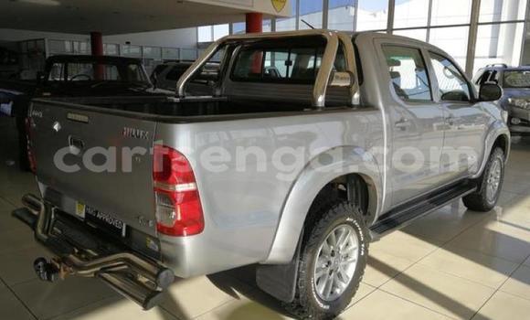Nunua Ilio tumika Toyota Hilux Silver Gari ndani ya Manzini nchini Manzini Nunua Ilio tumika Toyota Hilux Silver Gari ndani ya Manzini nchini Manzini