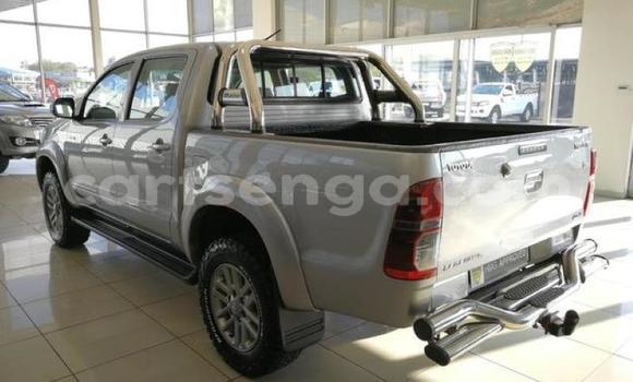 Nunua Ilio tumika Toyota Hilux Silver Gari ndani ya Manzini nchini Manzini Nunua Ilio tumika Toyota Hilux Silver Gari ndani ya Manzini nchini Manzini