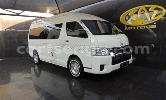 Nunua Ilio tumika Toyota 4Runner White Gari ndani ya Bulembu nchini Hhohho Nunua Ilio tumika Toyota 4Runner White Gari ndani ya Bulembu nchini Hhohho