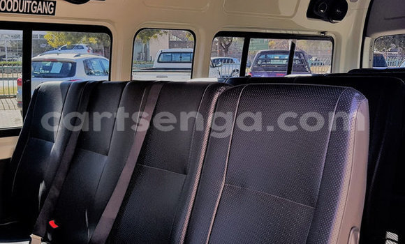 Nunua Ilio tumika Toyota Hiace White Gari ndani ya Hlatikulu nchini Wilaya ya Shiselweni Nunua Ilio tumika Toyota Hiace White Gari ndani ya Hlatikulu nchini Wilaya ya Shiselweni