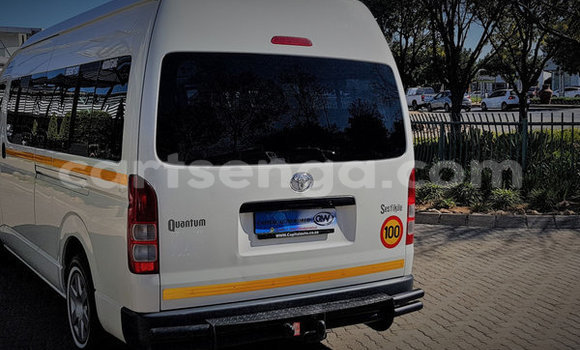 Nunua Ilio tumika Toyota Hiace White Gari ndani ya Hlatikulu nchini Wilaya ya Shiselweni Nunua Ilio tumika Toyota Hiace White Gari ndani ya Hlatikulu nchini Wilaya ya Shiselweni