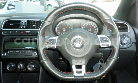 Nunua Ilio tumika Volkswagen Polo GTI Silver Gari ndani ya Ezulwini nchini Hhohho Nunua Ilio tumika Volkswagen Polo GTI Silver Gari ndani ya Ezulwini nchini Hhohho