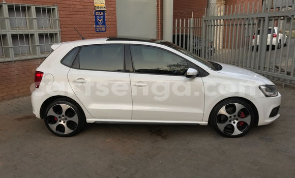 Nunua Ilio tumika Volkswagen Polo GTI White Gari ndani ya Ezulwini nchini Hhohho Nunua Ilio tumika Volkswagen Polo GTI White Gari ndani ya Ezulwini nchini Hhohho