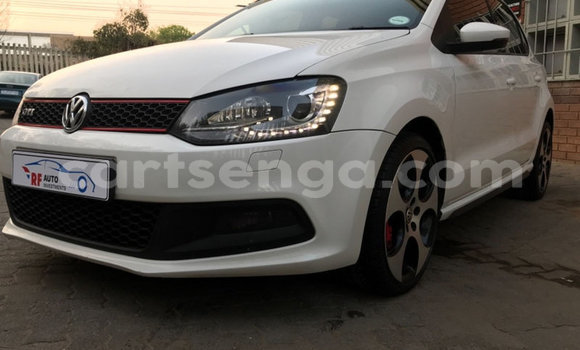 Nunua Ilio tumika Volkswagen Polo GTI White Gari ndani ya Ezulwini nchini Hhohho Nunua Ilio tumika Volkswagen Polo GTI White Gari ndani ya Ezulwini nchini Hhohho