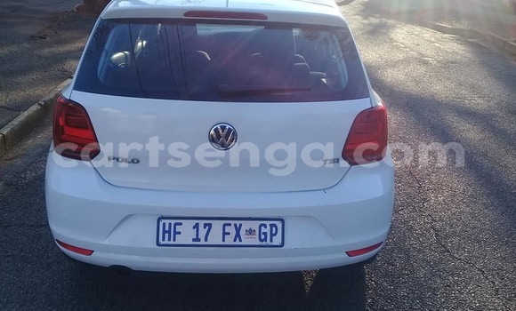 Acheter Occasion Voiture Volkswagen Polo Blanc à Ezulwini, Hhohho Acheter Occasion Voiture Volkswagen Polo Blanc à Ezulwini, Hhohho