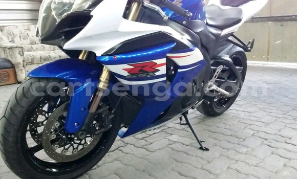 Nunua Ilio tumika Suzuki APV Blue Gari ndani ya Hlatikulu nchini Wilaya ya Shiselweni Nunua Ilio tumika Suzuki APV Blue Gari ndani ya Hlatikulu nchini Wilaya ya Shiselweni