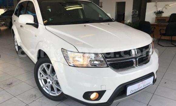 Buy Used Dodge Coronet White Car in Ezulwini in Hhohho