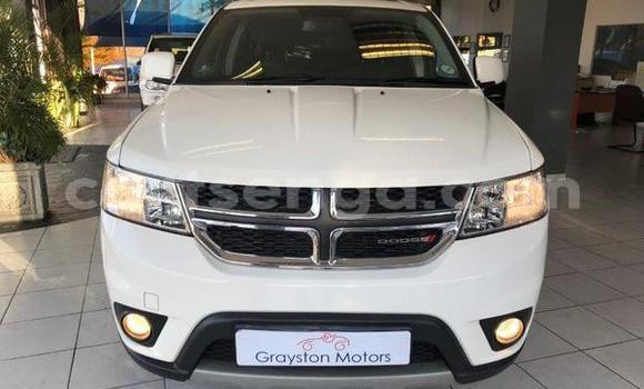 Nunua Ilio tumika Dodge Coronet White Gari ndani ya Ezulwini nchini Hhohho Nunua Ilio tumika Dodge Coronet White Gari ndani ya Ezulwini nchini Hhohho