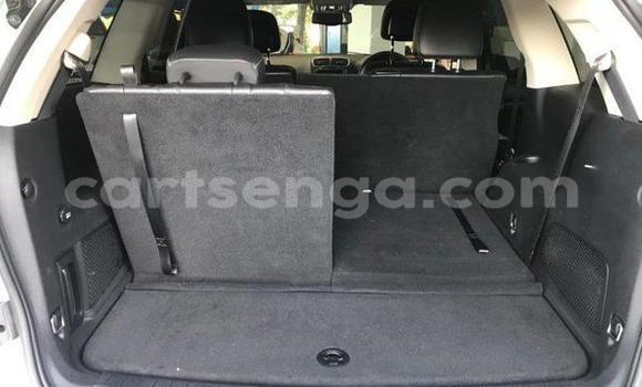 Nunua Ilio tumika Dodge Coronet White Gari ndani ya Ezulwini nchini Hhohho Nunua Ilio tumika Dodge Coronet White Gari ndani ya Ezulwini nchini Hhohho