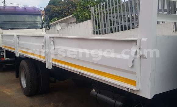 Buy Used Nissan UD White Truck in Mbabane in Manzini Buy Used Nissan UD White Truck in Mbabane in Manzini