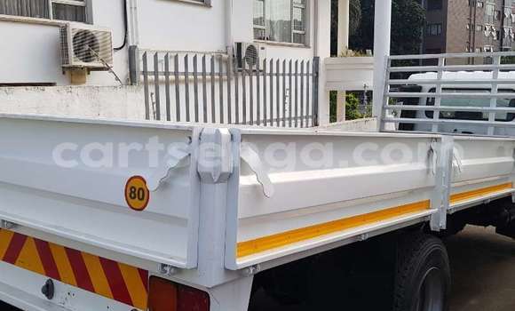 Buy Used Nissan UD White Truck in Mbabane in Manzini Buy Used Nissan UD White Truck in Mbabane in Manzini