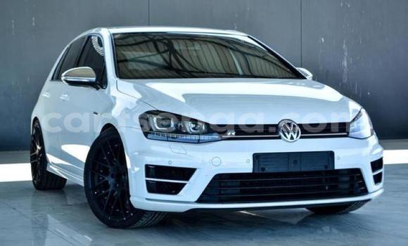 Buy Used Volkswagen Golf R White Car in Ezulwini in Hhohho Buy Used Volkswagen Golf R White Car in Ezulwini in Hhohho