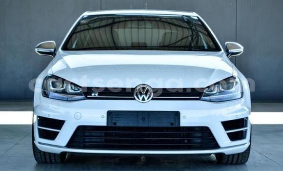 Buy Used Volkswagen Golf R White Car in Ezulwini in Hhohho Buy Used Volkswagen Golf R White Car in Ezulwini in Hhohho