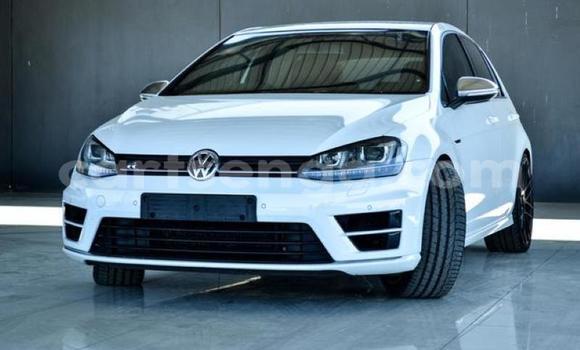 Buy Used Volkswagen Golf R White Car in Ezulwini in Hhohho Buy Used Volkswagen Golf R White Car in Ezulwini in Hhohho