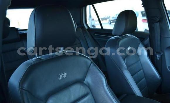 Buy Used Volkswagen Golf R White Car in Ezulwini in Hhohho Buy Used Volkswagen Golf R White Car in Ezulwini in Hhohho