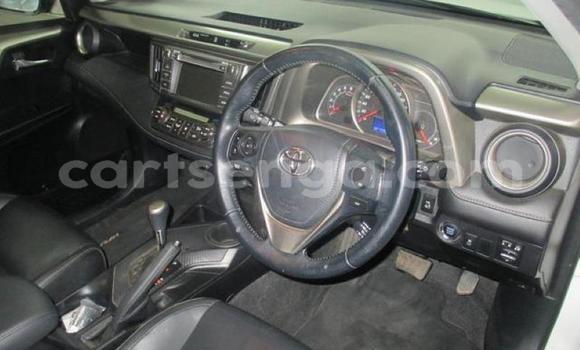 Acheter Occasion Voiture Toyota RAV4 Blanc à Manzini, Manzini Acheter Occasion Voiture Toyota RAV4 Blanc à Manzini, Manzini