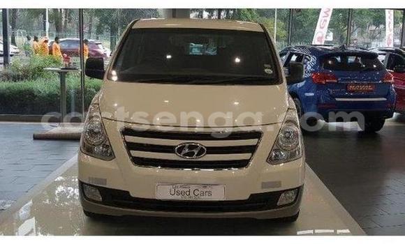Nunua Ilio tumika Hyundai H1 White Gari ndani ya Bulembu nchini Hhohho Nunua Ilio tumika Hyundai H1 White Gari ndani ya Bulembu nchini Hhohho
