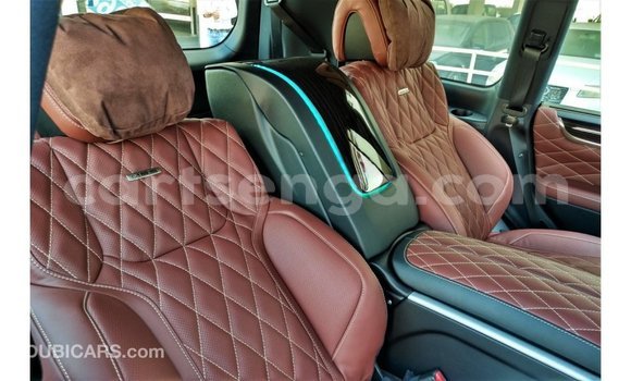 Nunua Imported Lexus LX Black Gari ndani ya Import - Dubai nchini Hhohho Nunua Imported Lexus LX Black Gari ndani ya Import - Dubai nchini Hhohho