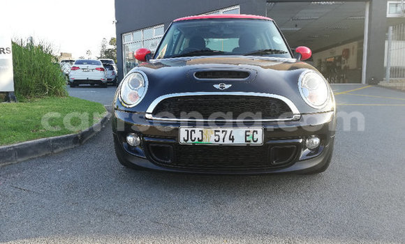 Acheter Occasion Voiture MINI Cooper Noir à Ezulwini, Hhohho Acheter Occasion Voiture MINI Cooper Noir à Ezulwini, Hhohho