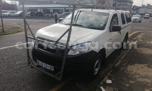 Acheter Occasion Voiture Isuzu KB Blanc à Ezulwini, Hhohho Acheter Occasion Voiture Isuzu KB Blanc à Ezulwini, Hhohho