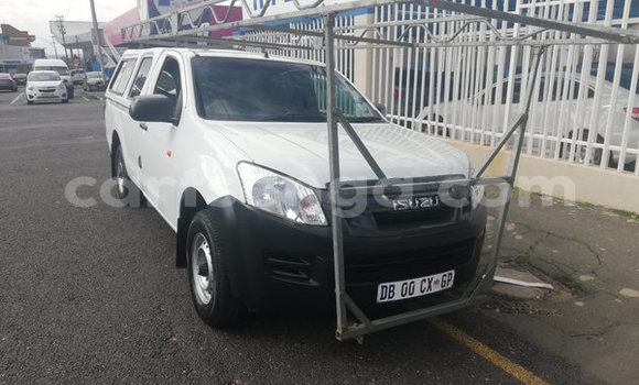 Acheter Occasion Voiture Isuzu KB Blanc à Ezulwini, Hhohho Acheter Occasion Voiture Isuzu KB Blanc à Ezulwini, Hhohho