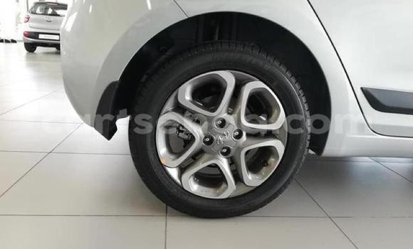 Nunua Ilio tumika Hyundai i20 Silver Gari ndani ya Ezulwini nchini Hhohho Nunua Ilio tumika Hyundai i20 Silver Gari ndani ya Ezulwini nchini Hhohho