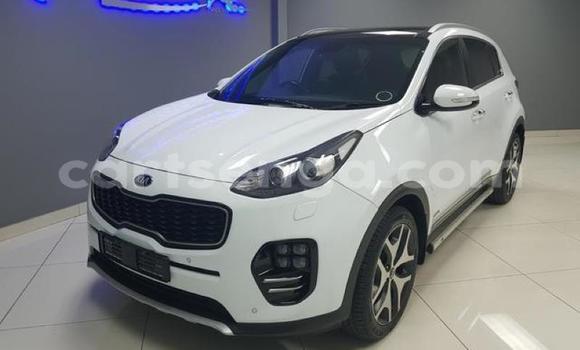 Nunua Ilio tumika Kia Sportage White Gari ndani ya Manzini nchini Manzini Nunua Ilio tumika Kia Sportage White Gari ndani ya Manzini nchini Manzini