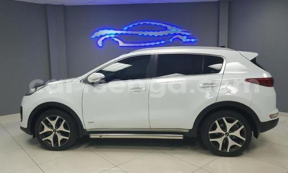 Nunua Ilio tumika Kia Sportage White Gari ndani ya Manzini nchini Manzini Nunua Ilio tumika Kia Sportage White Gari ndani ya Manzini nchini Manzini