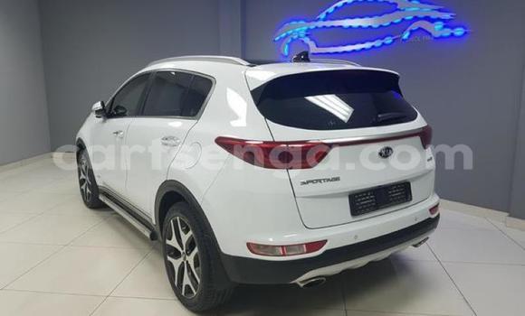 Nunua Ilio tumika Kia Sportage White Gari ndani ya Manzini nchini Manzini Nunua Ilio tumika Kia Sportage White Gari ndani ya Manzini nchini Manzini