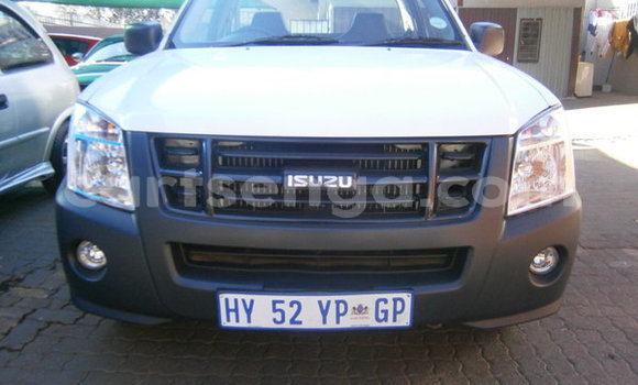 Acheter Occasion Voiture Isuzu KB Blanc à Ezulwini, Hhohho Acheter Occasion Voiture Isuzu KB Blanc à Ezulwini, Hhohho