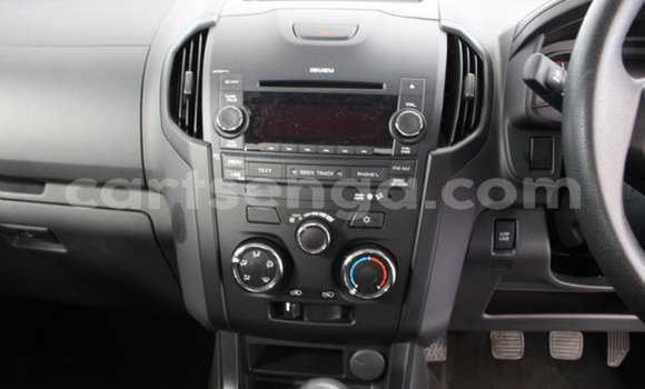 Nunua Ilio tumika Isuzu KB White Gari ndani ya Ezulwini nchini Hhohho Nunua Ilio tumika Isuzu KB White Gari ndani ya Ezulwini nchini Hhohho