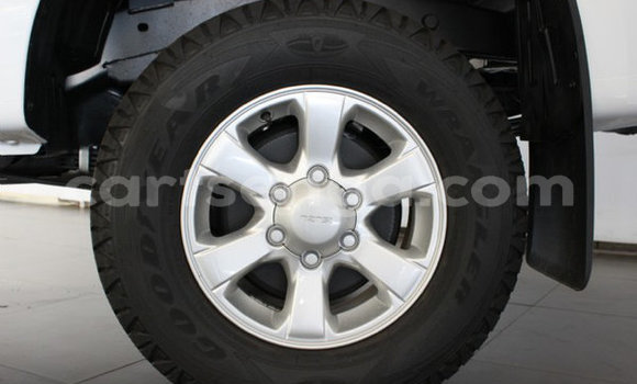 Nunua Ilio tumika Isuzu KB White Gari ndani ya Ezulwini nchini Hhohho Nunua Ilio tumika Isuzu KB White Gari ndani ya Ezulwini nchini Hhohho