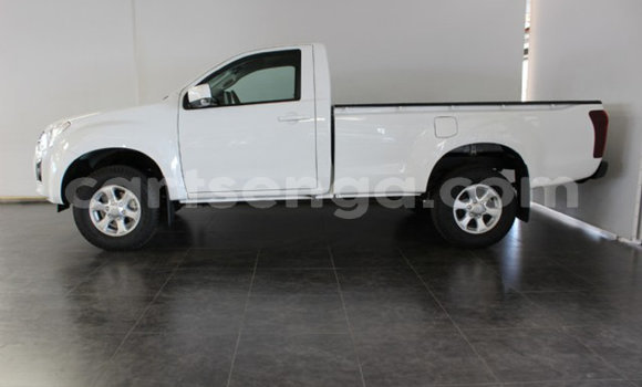 Nunua Ilio tumika Isuzu KB White Gari ndani ya Ezulwini nchini Hhohho Nunua Ilio tumika Isuzu KB White Gari ndani ya Ezulwini nchini Hhohho