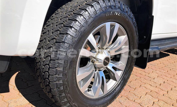 Nunua Ilio tumika Isuzu KB White Gari ndani ya Ezulwini nchini Hhohho Nunua Ilio tumika Isuzu KB White Gari ndani ya Ezulwini nchini Hhohho