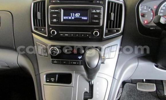 Buy Used Hyundai H1 Silver Car in Mbabane in Manzini Buy Used Hyundai H1 Silver Car in Mbabane in Manzini