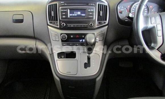 Buy Used Hyundai H1 Silver Car in Mbabane in Manzini Buy Used Hyundai H1 Silver Car in Mbabane in Manzini
