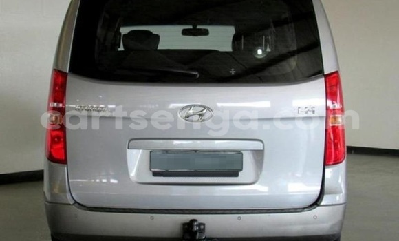 Buy Used Hyundai H1 Silver Car in Mbabane in Manzini Buy Used Hyundai H1 Silver Car in Mbabane in Manzini