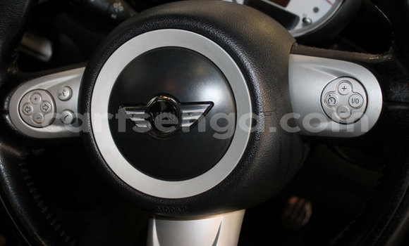 Acheter Occasion Voiture MINI Cooper Gris à Hlatikulu, Shiselweni District Acheter Occasion Voiture MINI Cooper Gris à Hlatikulu, Shiselweni District