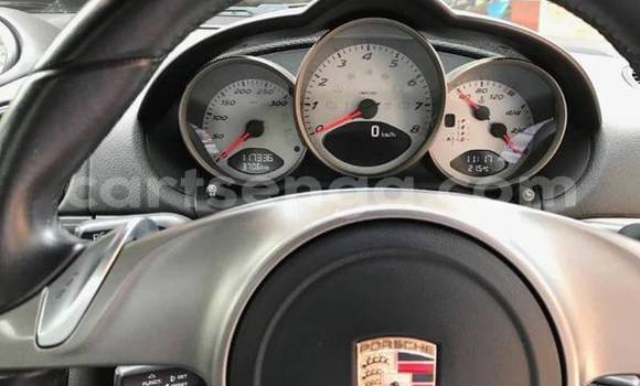 Nunua Ilio tumika Porsche 718 Cayman Silver Gari ndani ya Ezulwini nchini Hhohho Nunua Ilio tumika Porsche 718 Cayman Silver Gari ndani ya Ezulwini nchini Hhohho