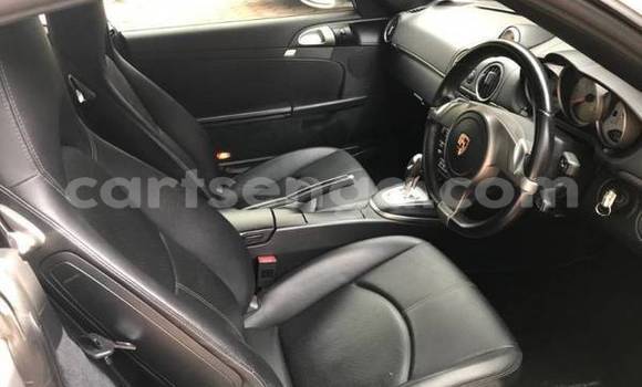 Nunua Ilio tumika Porsche 718 Cayman Silver Gari ndani ya Ezulwini nchini Hhohho Nunua Ilio tumika Porsche 718 Cayman Silver Gari ndani ya Ezulwini nchini Hhohho