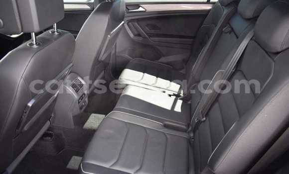 Acheter Occasion Voiture Volkswagen Tiguan Bleu à Hlatikulu, Shiselweni District Acheter Occasion Voiture Volkswagen Tiguan Bleu à Hlatikulu, Shiselweni District