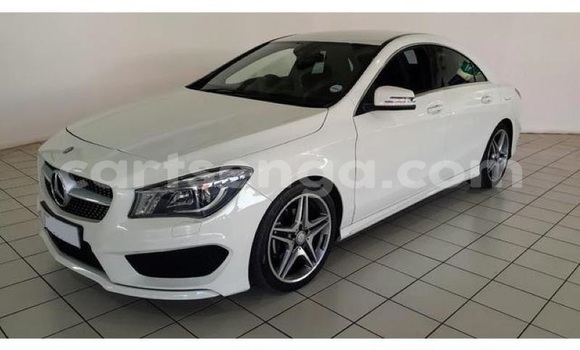 Acheter Occasion Voiture Mercedes‒Benz CLA-klasse Blanc à Ezulwini, Hhohho Acheter Occasion Voiture Mercedes‒Benz CLA-klasse Blanc à Ezulwini, Hhohho