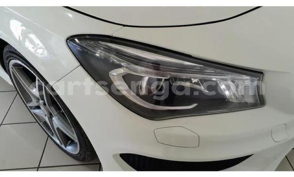 Acheter Occasion Voiture Mercedes‒Benz CLA-klasse Blanc à Ezulwini, Hhohho Acheter Occasion Voiture Mercedes‒Benz CLA-klasse Blanc à Ezulwini, Hhohho