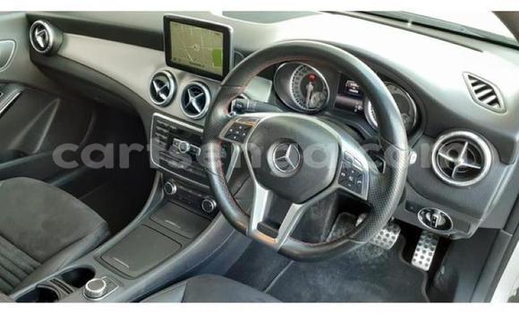Acheter Occasion Voiture Mercedes‒Benz CLA-klasse Blanc à Ezulwini, Hhohho Acheter Occasion Voiture Mercedes‒Benz CLA-klasse Blanc à Ezulwini, Hhohho