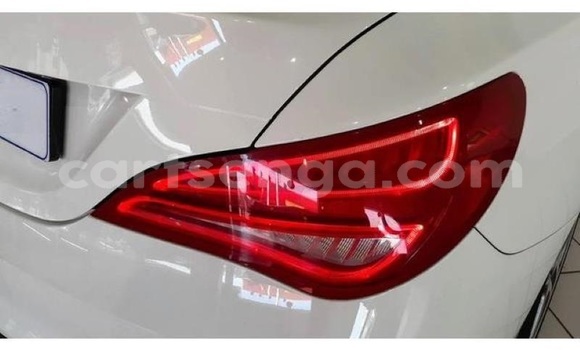 Acheter Occasion Voiture Mercedes‒Benz CLA-klasse Blanc à Ezulwini, Hhohho Acheter Occasion Voiture Mercedes‒Benz CLA-klasse Blanc à Ezulwini, Hhohho