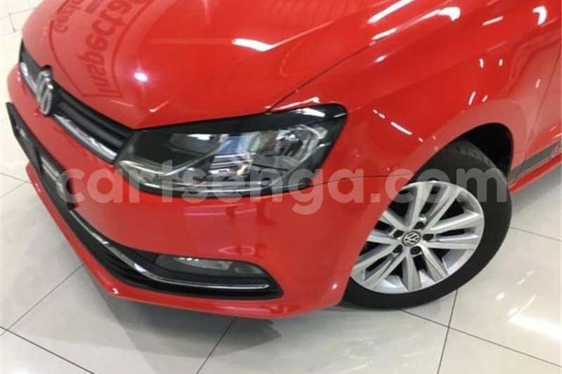 Big with watermark vw polo hatch 1 2tsi comfortline 2015 id 62057718 type main 1 