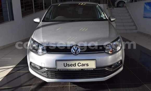 Acheter Occasion Voiture Volkswagen Polo Gris à Hlatikulu, Shiselweni District Acheter Occasion Voiture Volkswagen Polo Gris à Hlatikulu, Shiselweni District